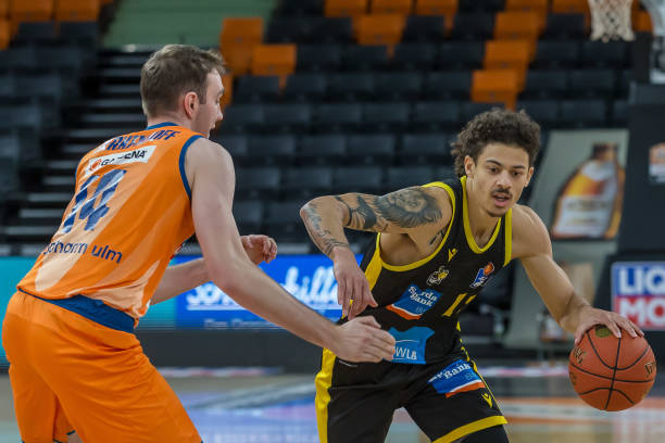 与球员的磨 与球员的磨